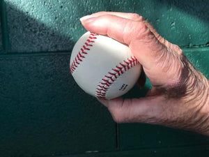 4 seam fastball grip example